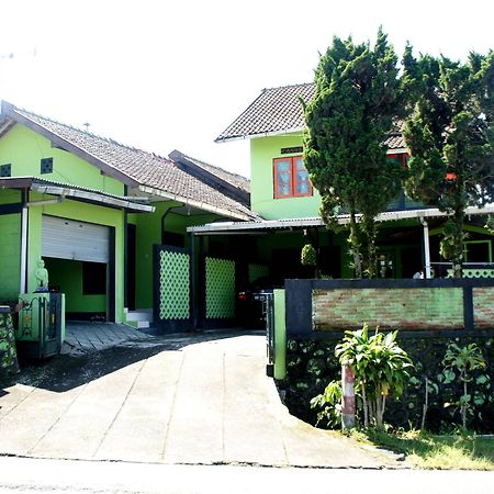 Bayu Murti Homestay Yogyakarta Eksteriør bilde