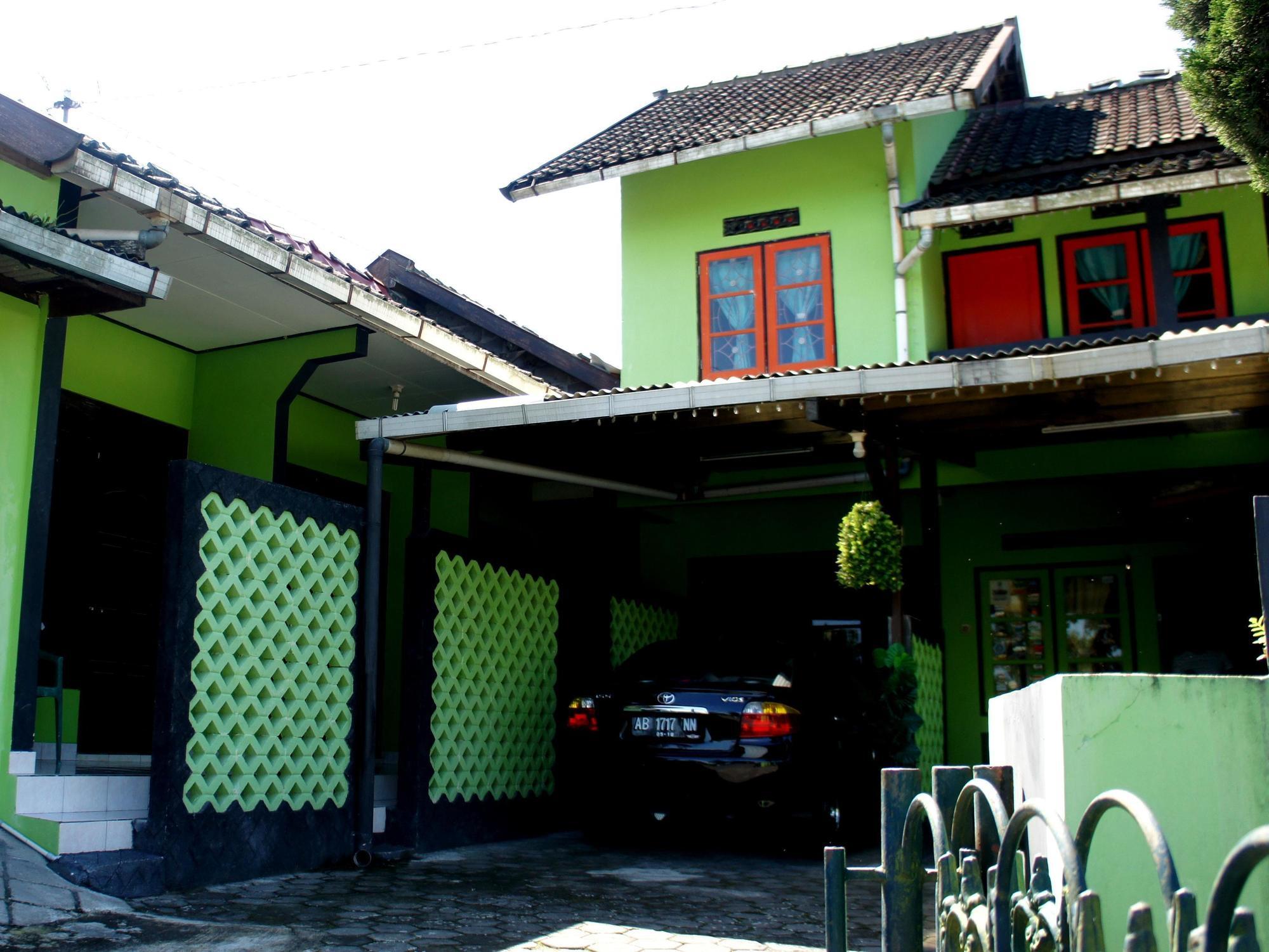 Bayu Murti Homestay Yogyakarta Eksteriør bilde